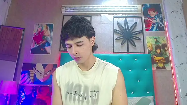 LiamAndrewzz online show from January 2026 05:37:01 PM