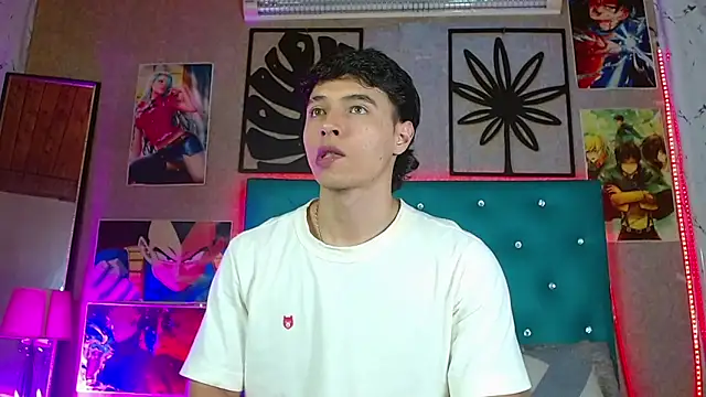 LiamAndrewzz online show from April 2026 09:18:01 AM