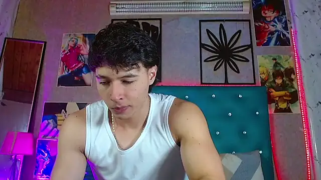 LiamAndrewzz online show from June 2026 04:15:02 AM