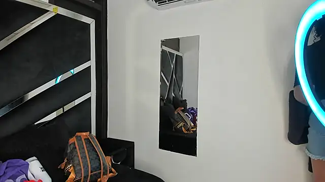 Rubyxht online show from December 2025 12:34:02 PM