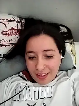 Snapshot of sweetie__annieee chatting on September 2025 05:18:01 AM sweetie annieee online show from September 2025 05:18:01 AM