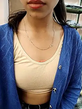 Snapshot of ritika_rao chatting on February 2025 05:12:01 AM ritika rao online show from February 2025 05:12:01 AM