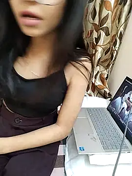 Snapshot of ritika_rao chatting on March 2025 01:04:01 PM ritika rao online show from March 2025 01:04:01 PM