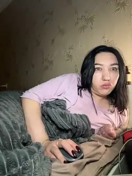 Naughtbaby 2025 online show from September 2025 12:34:01 AM