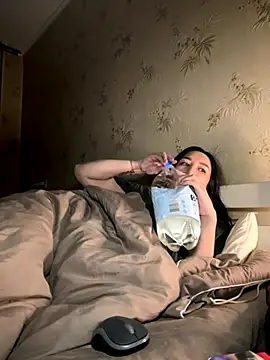 Naughtbaby 2025 online show from October 2025 02:02:05 AM