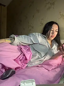 Naughtbaby 2025 online show from May 2026 12:49:02 AM