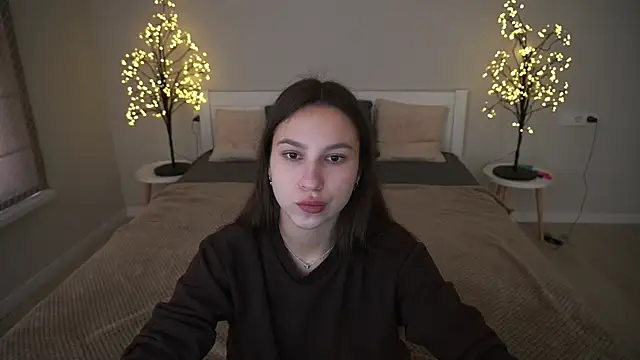 PaigePrado online show from September 2025 12:42:01 PM