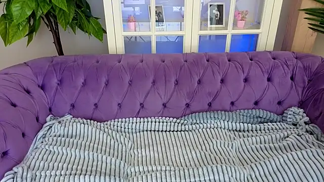 PaigePrado online show from May 2026 05:57:01 AM