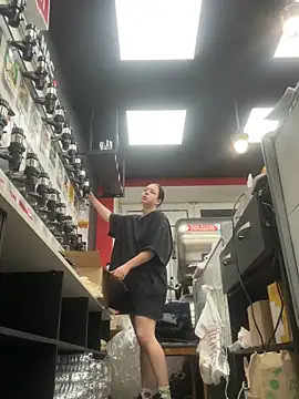 Snapshot of AlishaPrettyBlade chatting on November 2025 11:20:02 AM AlishaPrettyBlade online show from November 2025 11:20:02 AM