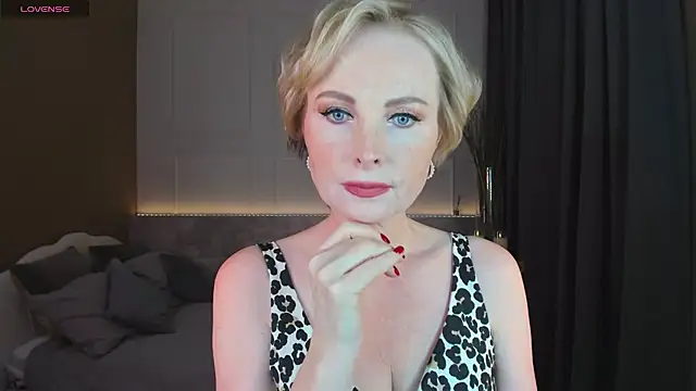 Sandra Kind online show from February 2025 05:31:02 AM