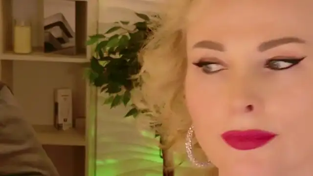 Sandra Kind online show from April 2026 05:27:02 AM