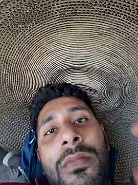 Snapshot of Sottkti chatting on March 2025 03:06:01 AM Sottkti online show from March 2025 03:06:01 AM