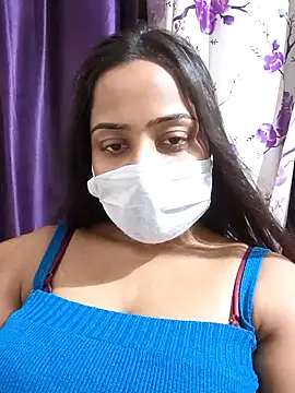 COZY ROZI online show from November 2025 03:44:02 PM