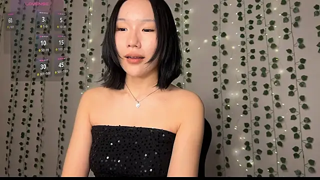 Snapshot of Asian_Vi chatting on April 2026 07:44:01 PM Asian Vi online show from April 2026 07:44:01 PM