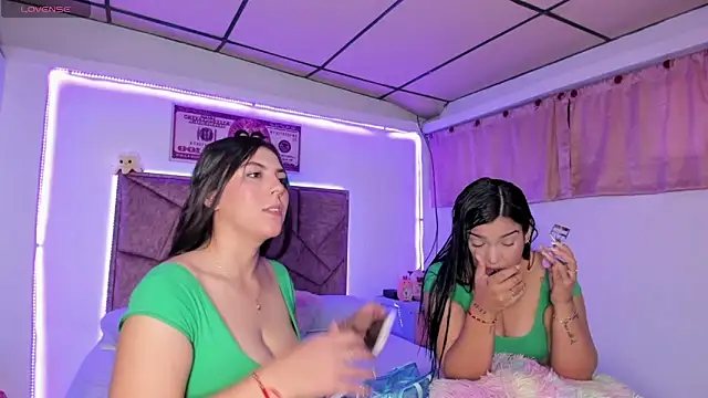 Snapshot of Cristal_Smith20 chatting on December 2025 10:05:01 PM Cristal Smith20 online show from December 2025 10:05:01 PM