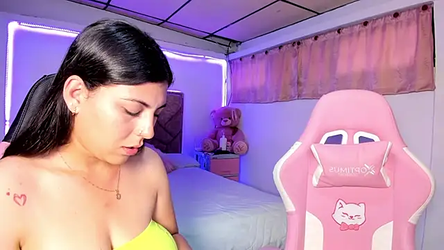 Snapshot of Cristal_Smith20 chatting on June 2026 11:36:02 AM Cristal Smith20 online show from June 2026 11:36:02 AM