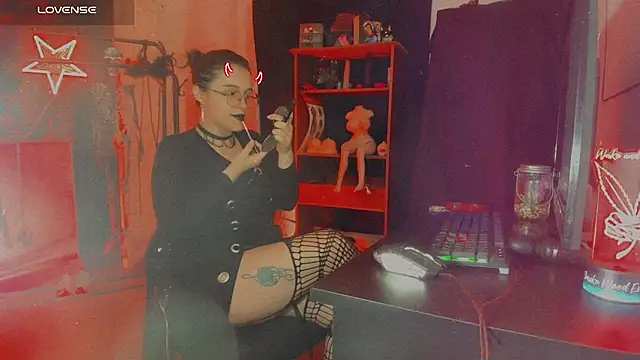 OnyxDiosaGotica online show from October 2025 02:43:02 AM