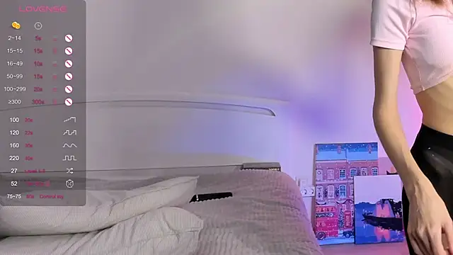 Snapshot of Andrea_tasty chatting on March 2025 10:07:02 PM Andrea tasty online show from March 2025 10:07:02 PM