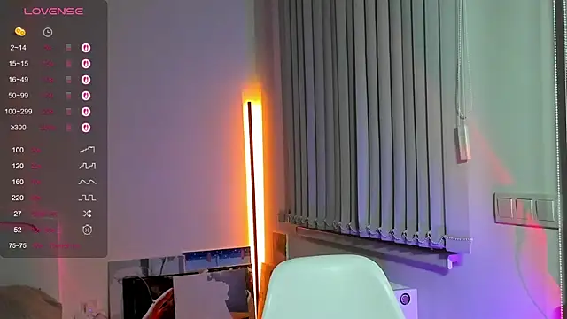 Snapshot of Andrea_tasty chatting on November 2025 03:13:02 PM Andrea tasty online show from November 2025 03:13:02 PM