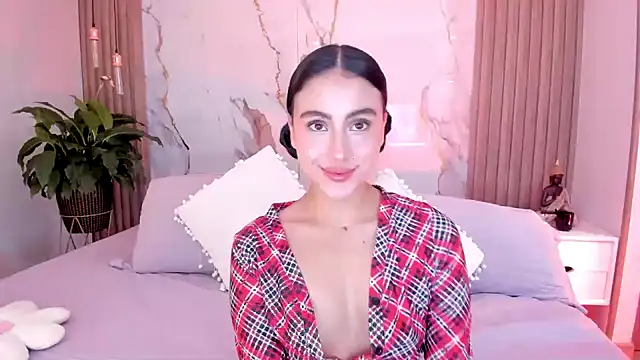 Snapshot of miss_martiina chatting on February 2026 03:10:01 AM miss martiina online show from February 2026 03:10:01 AM