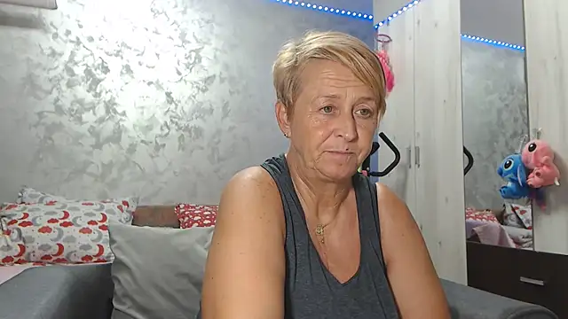 RosesandLillies online show from June 2026 04:53:01 PM