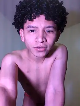 Snapshot of Magno_03 chatting on January 2026 07:45:01 PM Magno 03 online show from January 2026 07:45:01 PM