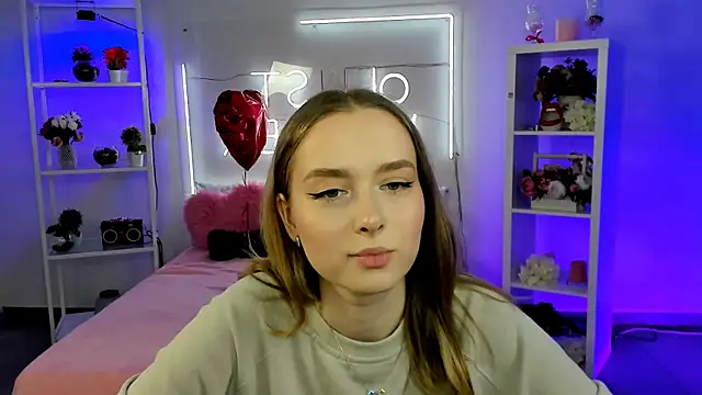 JenniferGraces online show from March 2025 04:29:02 PM