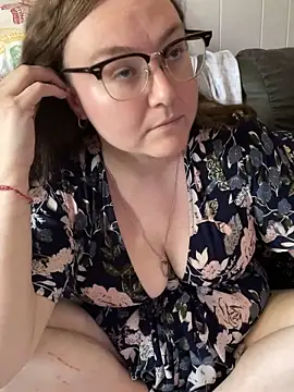 Snapshot of HTXBELLE chatting on March 2025 03:24:02 PM HTXBELLE online show from March 2025 03:24:02 PM