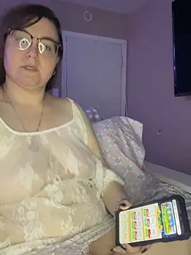 Snapshot of HTXBELLE chatting on March 2025 08:10:01 AM HTXBELLE online show from March 2025 08:10:01 AM