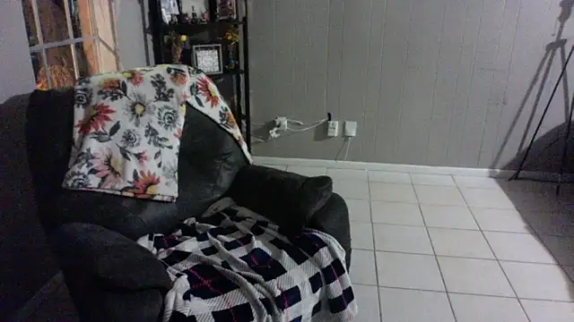 Snapshot of HTXBELLE chatting on October 2025 01:14:02 AM HTXBELLE online show from October 2025 01:14:02 AM