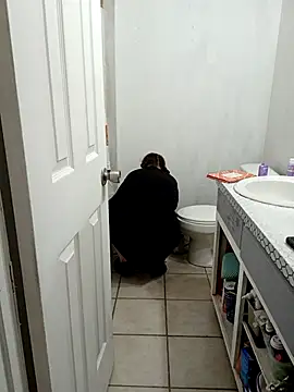 Snapshot of HTXBELLE chatting on October 2025 05:24:01 PM HTXBELLE online show from October 2025 05:24:01 PM