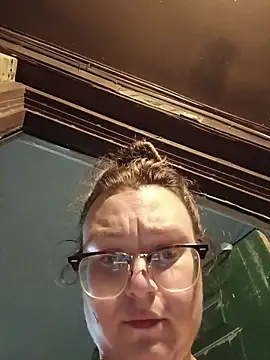 Snapshot of HTXBELLE chatting on October 2025 01:13:02 AM HTXBELLE online show from October 2025 01:13:02 AM