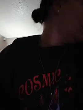 Snapshot of HTXBELLE chatting on October 2025 05:31:01 AM HTXBELLE online show from October 2025 05:31:01 AM