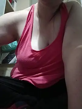 Snapshot of HTXBELLE chatting on November 2025 08:04:01 AM HTXBELLE online show from November 2025 08:04:01 AM