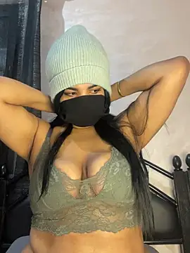 Louli ta online show from February 2026 08:12:02 PM