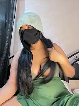 Louli ta online show from March 2026 10:27:01 PM