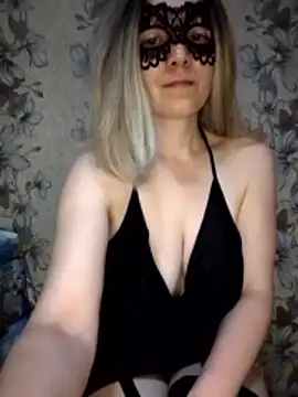 Snapshot of AliniX chatting on October 2025 10:59:02 PM AliniX online show from October 2025 10:59:02 PM