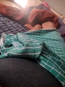 Snapshot of indian_couple4 chatting on November 2025 07:10:01 AM indian couple4 online show from November 2025 07:10:01 AM