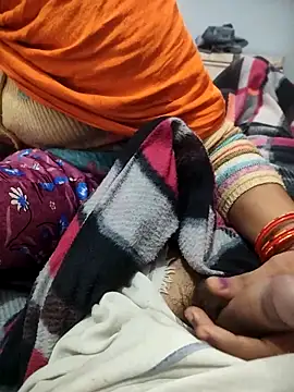 Snapshot of indian_couple4 chatting on December 2025 09:38:01 AM indian couple4 online show from December 2025 09:38:01 AM