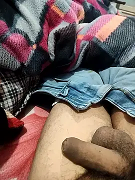 Snapshot of indian_couple4 chatting on January 2026 04:45:02 PM indian couple4 online show from January 2026 04:45:02 PM