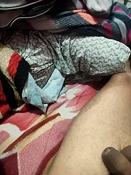 Snapshot of indian_couple4 chatting on January 2026 03:39:02 PM indian couple4 online show from January 2026 03:39:02 PM