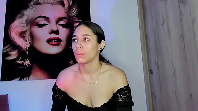 TANIA 06 online show from October 2025 01:12:01 PM