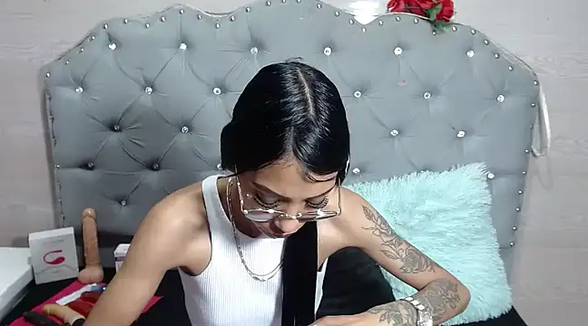 Snapshot of Karla_SlutSkinny chatting on February 2025 09:24:02 AM Karla SlutSkinny online show from February 2025 09:24:02 AM