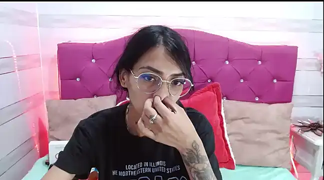 Snapshot of Karla_SlutSkinny chatting on February 2025 03:09:02 AM Karla SlutSkinny online show from February 2025 03:09:02 AM