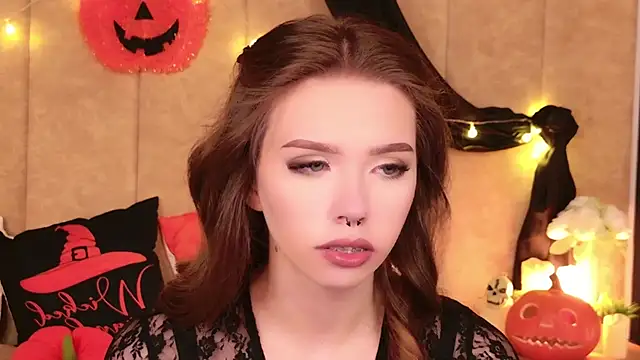 Sierra Fane online show from October 2025 06:03:02 AM