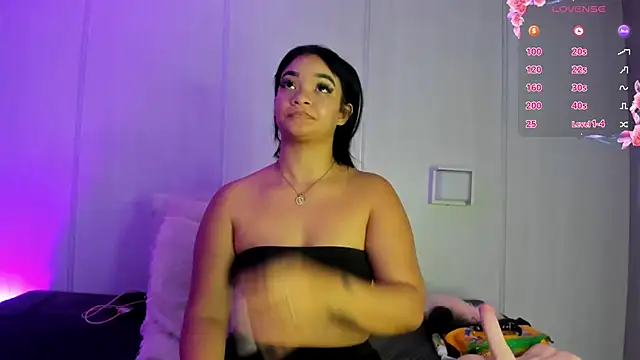 Snapshot of sasha_riverss chatting on October 2025 08:16:02 PM sasha riverss online show from October 2025 08:16:02 PM