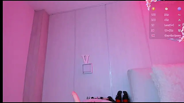 Snapshot of sasha_riverss chatting on October 2025 07:58:01 PM sasha riverss online show from October 2025 07:58:01 PM