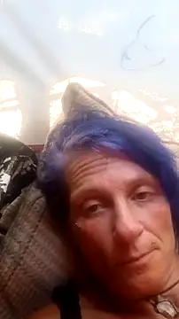 MfMwTrinity online show from October 2025 08:31:01 PM