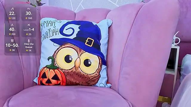 EmmyCortez online show from October 2025 12:49:02 PM