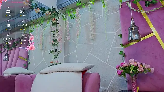 EmmyCortez online show from November 2025 12:53:02 PM